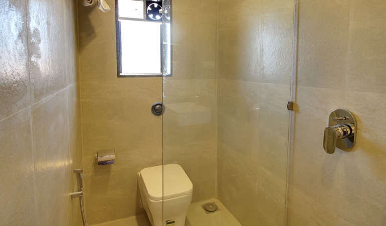 studio room Bathroom Ivy Park Resort Panchgani