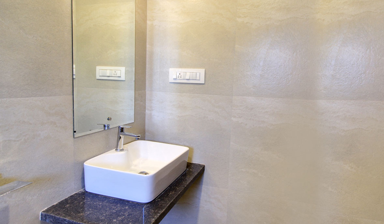 studio room Bathroom Ivy Park Resort Panchgani